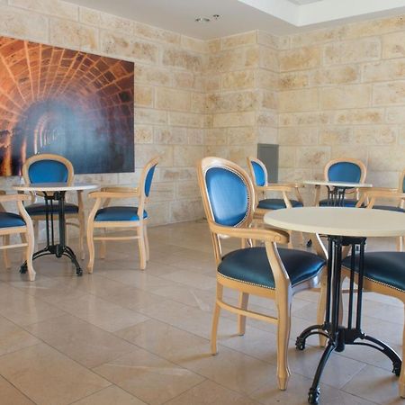 Hi - Akko Knights Hostel Dış mekan fotoğraf